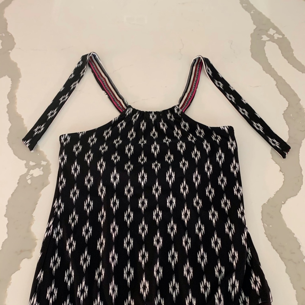 White House Black Market Halter Top XXS
